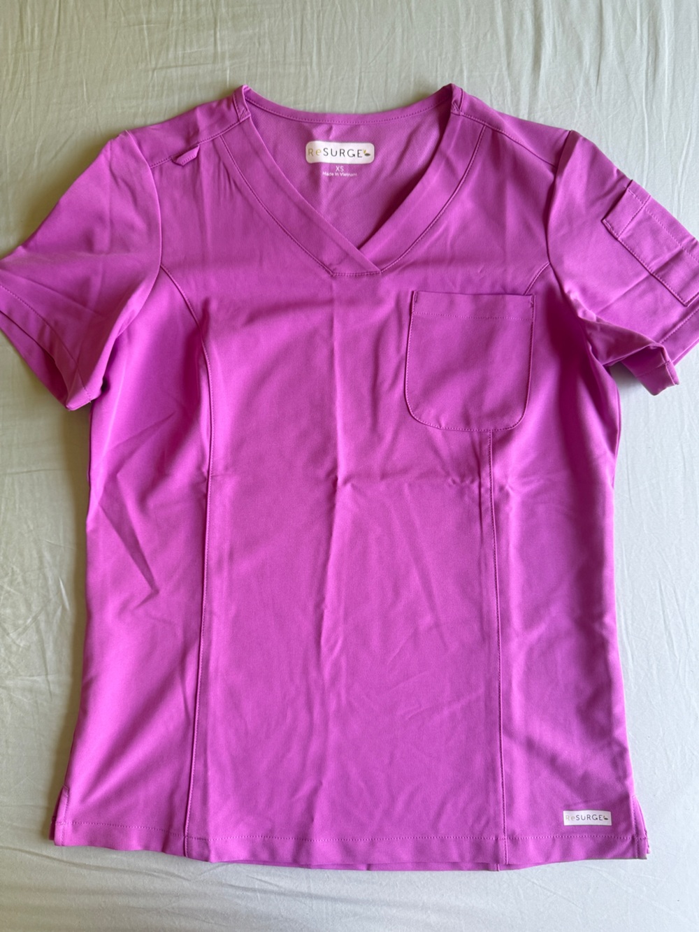 Resurge scrub set- wide leg pant and one pocket scrub top